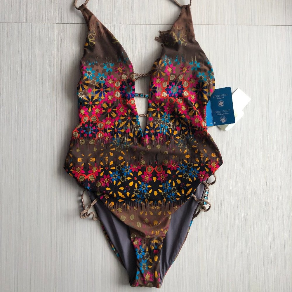 Cut out swimsuit